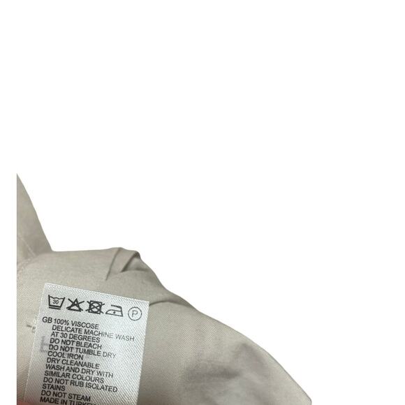 Reiss Men’s Short Sleeve Button Shirt Beige Stripe 100% Viscose Size M - Picture 5 of 5